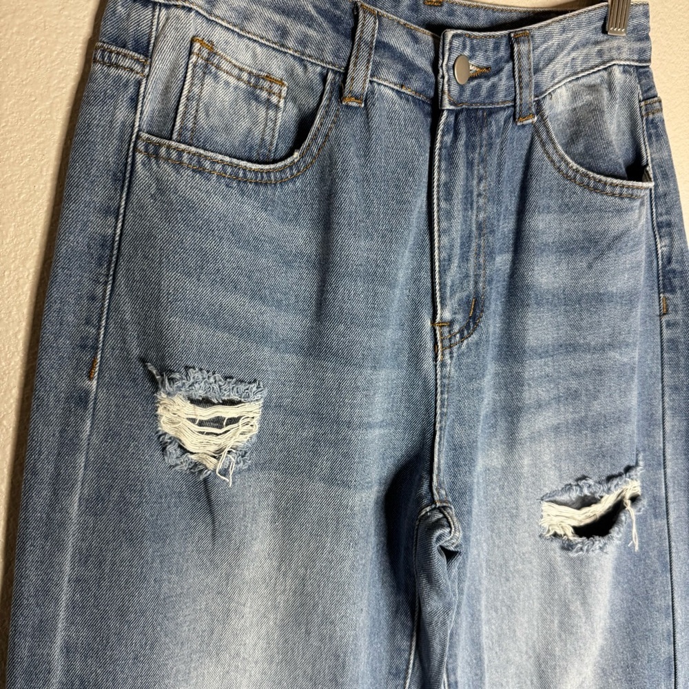 Distressed Blue Jeans Woman’s 27 - Picture 11 of 17